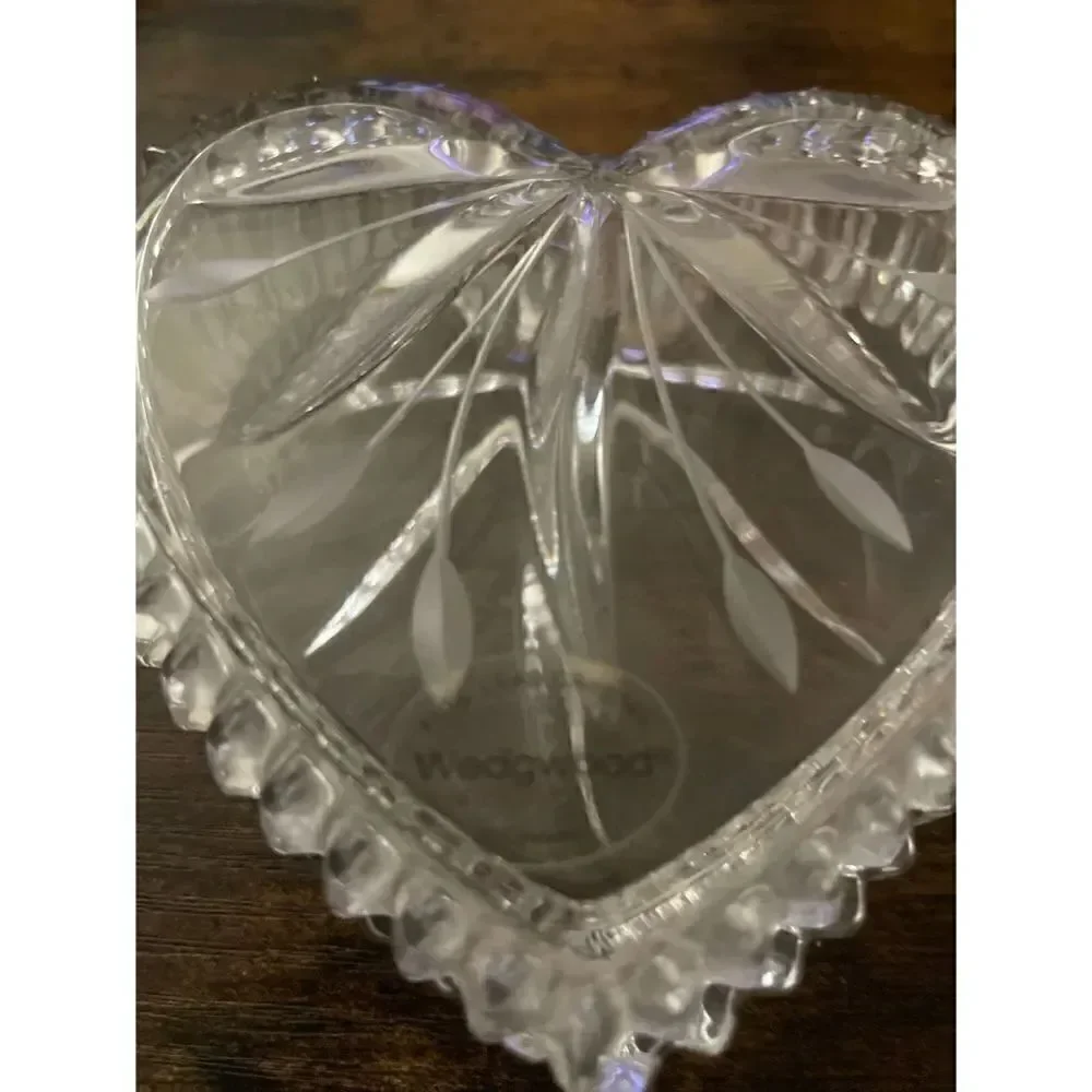 VNT Wedgwood Crystal Trinket Jewelry Box Cut Glass Heart Keepsake NWT